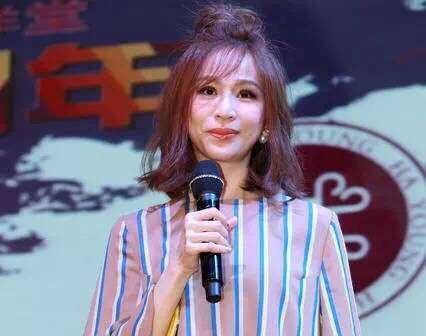 王心凌近照又變樣，臉部越整越僵，如今還撞臉劉嘉玲，簡直一言難盡，網友：還我當初那個甜心教主~