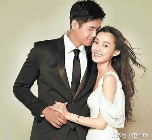 夫妻兩人曾被爆料是同性戀！娛樂圈的這5對夫妻，早就各玩各的了...！