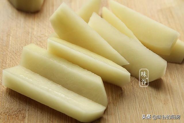 薯條再也不用買了，自己在家這樣做，不用油炸，好吃不上火！