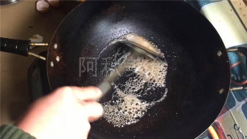 花生米加1個雞蛋，試試這個新做法，香甜酥脆，出鍋就被搶光！！