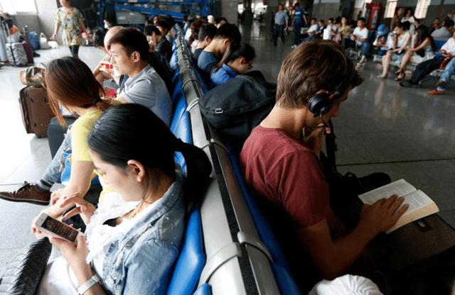 為啥去西藏旅遊時，導遊一直提醒不能上廁所時玩手機？你們猜到嗎