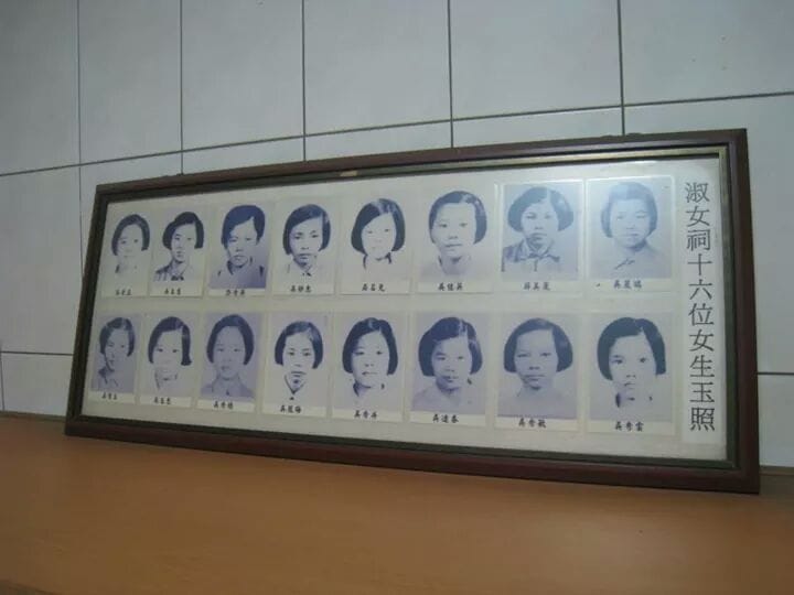 女學生半夜擋車！網談42年前彰化「41亡車禍」後詭異事件：亡者託夢直指「墓碑刻錯」