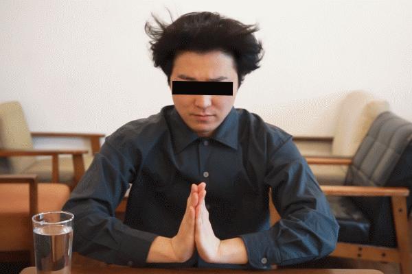 日男腦洞大開研發「防女友暴怒潑水桌」　網友狂推「超猛抵擋設計」：最帥氣的失敗男！