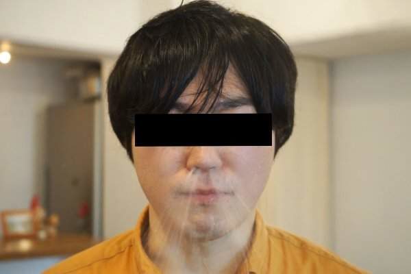 日男腦洞大開研發「防女友暴怒潑水桌」　網友狂推「超猛抵擋設計」：最帥氣的失敗男！