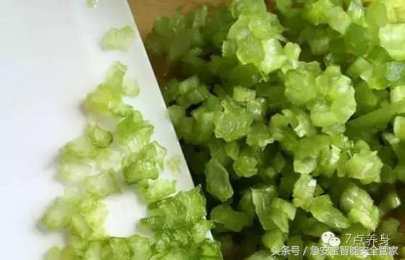高血壓是慢性病，一旦患上就需要終身服藥!! 幫你附上「年齡和血壓」對照表，有必要了解...