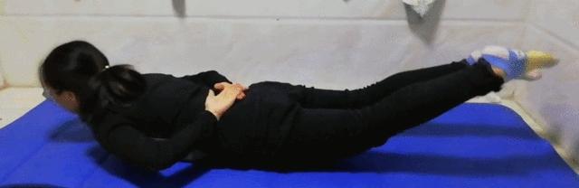 久站或久坐引起腰部酸痛？3個鍛煉腰部的方法，讓勞累的腰不酸痛
