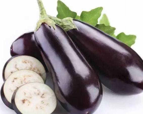45歲以後的人要注意，這10種食物號稱疏通血管的「高手」，隨便記住兩種你都賺了！