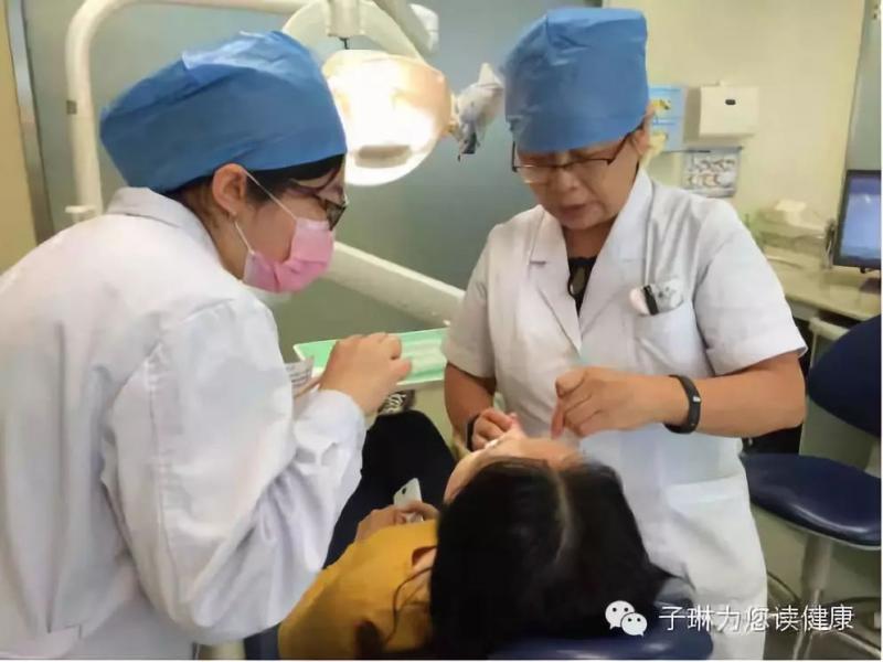 為什麼有人嘴角總裂口?聽醫生說完感覺水真深！ 