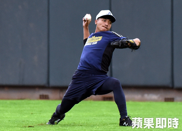 菜鳥進開季26人名單　中信投手吳俊偉感謝鐵血教練