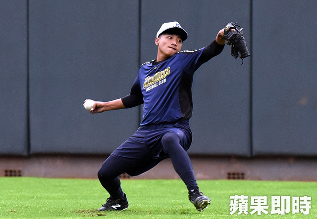 菜鳥進開季26人名單　中信投手吳俊偉感謝鐵血教練