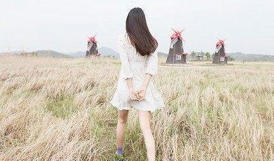 老婆失明後我娶了保姆，半年後在街上碰見前妻，保姆嚇得轉身逃