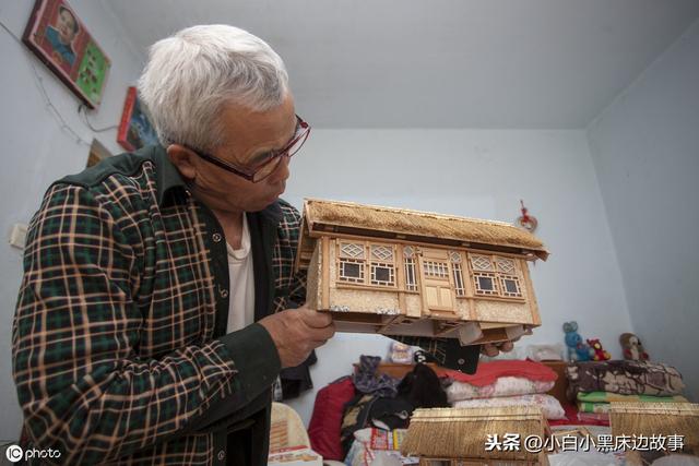 老人冷言冷語把親戚擋在門外，兒子一句話說的親戚面紅耳赤