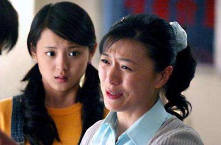「小姑子借三萬沒還，五年後我去要錢，看到桌上鹹菜我撕了借條」