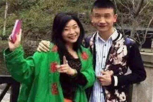 23歲小伙愛上40歲阿姨，結婚不到一個月就崩潰，便要離婚