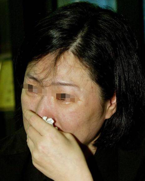 母親跟女兒借1000要求寫借條，借條上卻「多加兩個0」！母親走後分家產女兒愣了 ！