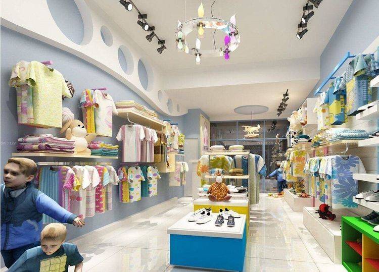 村婦給女兒買衣服，店員冷嘲熱諷，老闆來了開除了店員，她愣住了