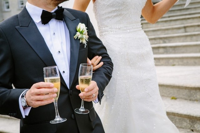 懷孕4個月被退婚！男友冷冷嗆「妳自己養我給7000」　她落淚「為了1000元」變單親媽媽 
