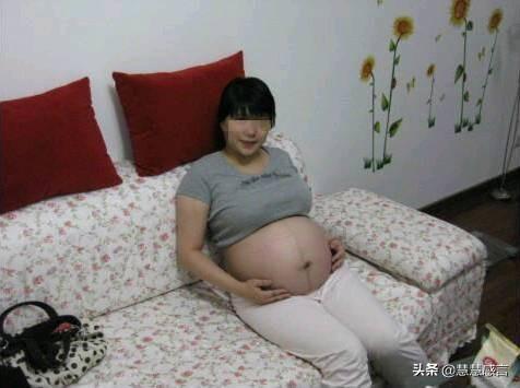 子癱瘓3年，兒媳卻懷孕，婆婆不解，孩子出生後偷摸鑑定，蒙了