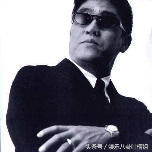 他一生重情義，死後兒子唱歌、「張學友」幫忙！「劉德華」送他女兒出嫁！