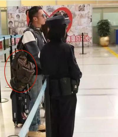 謝霆鋒首次回應和楊冪談戀愛，他笑著說了三個字