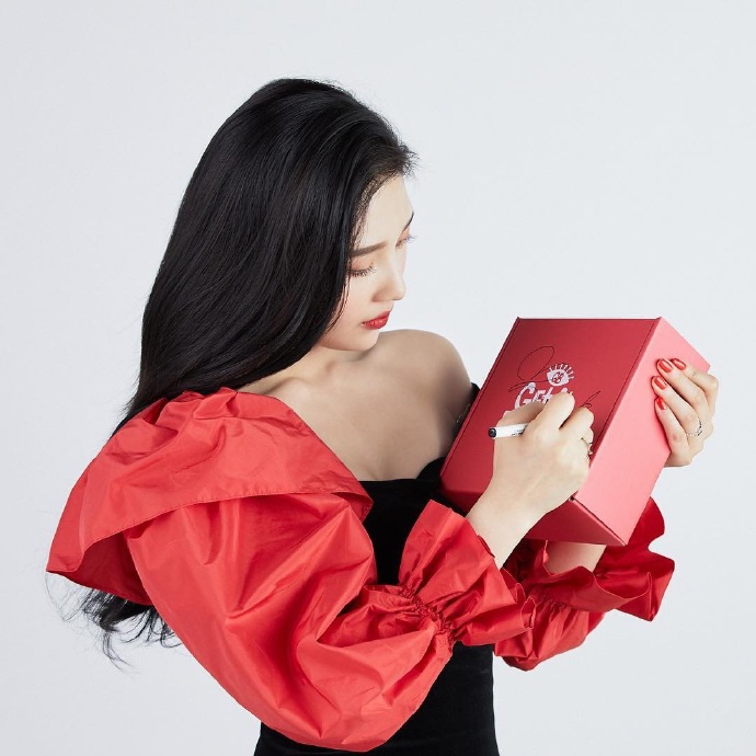 [Red Velvet][分享]190327 RedVelvet日本雜誌《Ray》成員澀琪採訪內容公開