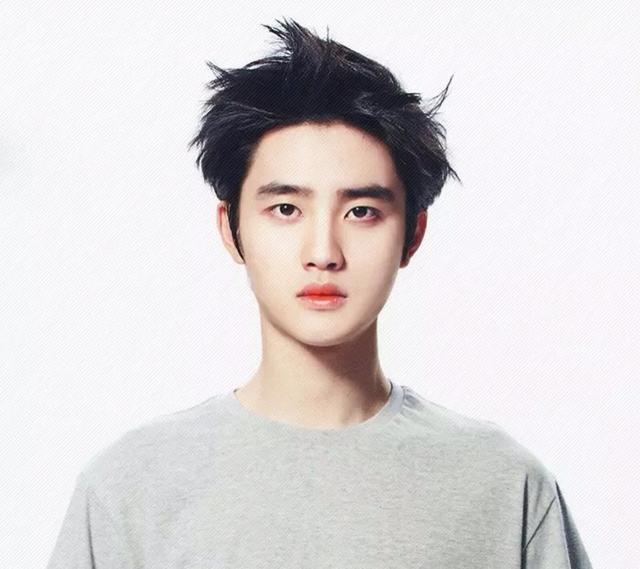 EXO成員都暻秀或將與SM解約，選擇演員職業？