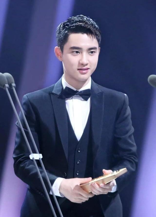 EXO成員都暻秀或將與SM解約，選擇演員職業？