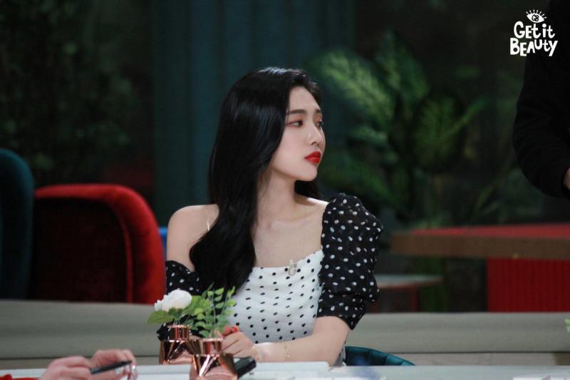 [Red Velvet][分享]190326 性感小九在線撩人！Cute&Sexy就是Joy的雙重魅力啊！