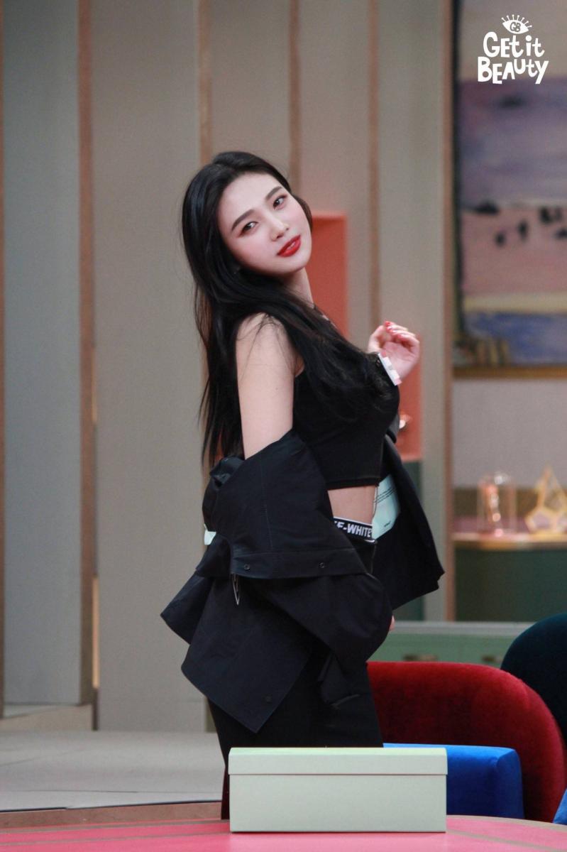 [Red Velvet][分享]190326 性感小九在線撩人！Cute&Sexy就是Joy的雙重魅力啊！