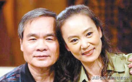 40歲嫁大13歲丑老公，老公把她寵「廢」後去世，她瘦成紙片人