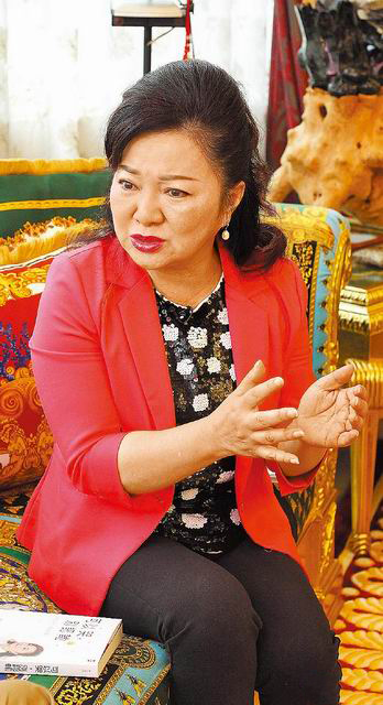 61歲白冰冰晚年孤身一人，早已預寫遺囑，並決定「捐出遺產」！她淚訴：「怎會想過有這一天…」 