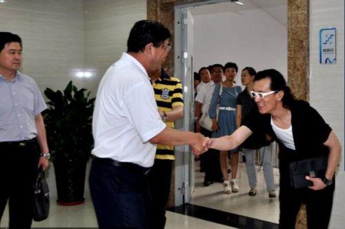 娛樂圈這11張私密照被爆出！惹下巨大的爭議...趕緊看再不看就要刪除了。。。太扯了吧！