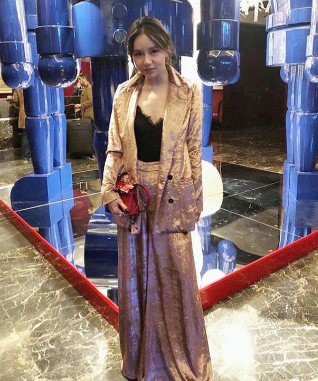 新加坡富豪的千金表示沒有要求找陪玩的女性，勝利在說謊？