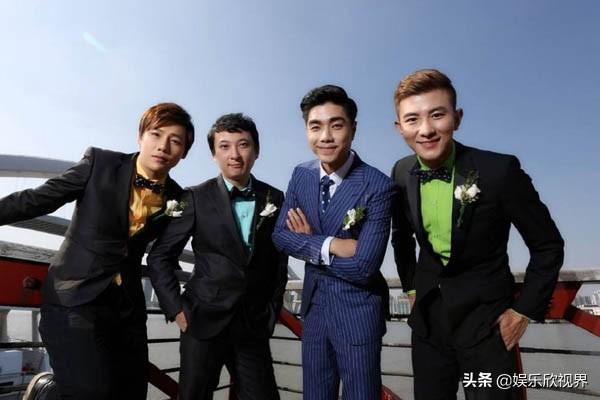 DOTA世界冠軍伍聲結婚，王思聰當伴郎為其開車門!