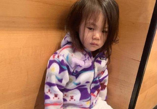 陳冠希女兒長大了，如今竟長成這般模樣，網友：浪子的女兒就是不一樣~