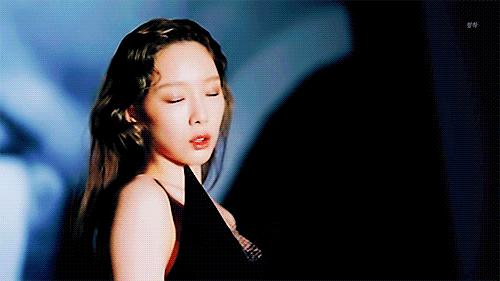 少時隊長泰妍強勢回歸 新歌好評如潮 MV力壓宣美朴春登榜首