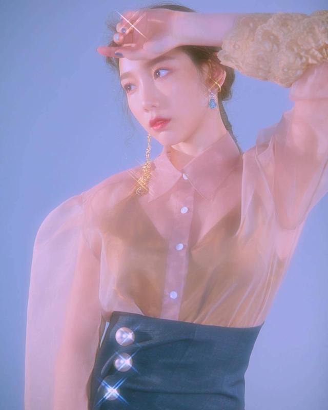 金泰妍新曲將上架，吹爆泰妍四季般音色和顏值，希望快點到來