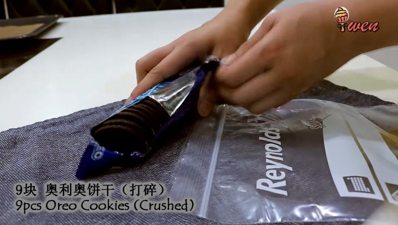 OREO千層蛋糕！超好吃又無需烤箱！ 