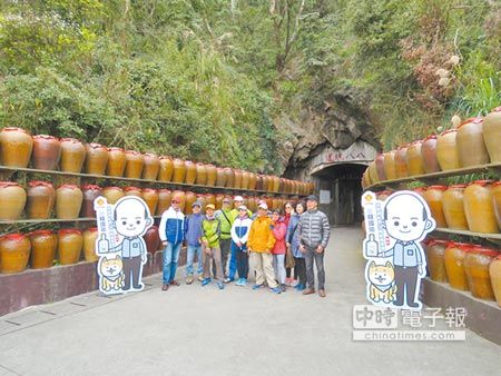 馬祖韓國瑜Q版立牌 兩岸遊客搶拍