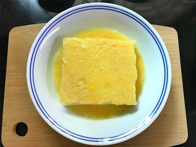 5分鐘快手早餐，比蛋糕簡單，比雞蛋餅頭好吃，簡單易消化，非常適合孩子和老人