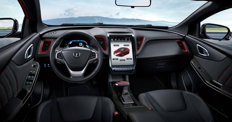 搶四門轎跑車市場　LUXGEN推S5 GT與GT225迎戰