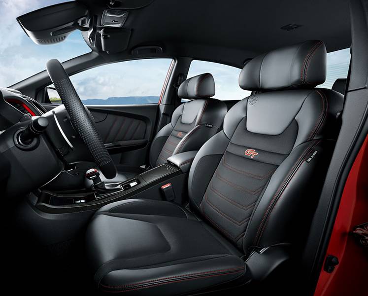 搶四門轎跑車市場　LUXGEN推S5 GT與GT225迎戰