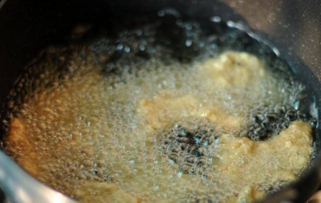 最簡單方便的酥肉扣碗做法，學會了在家輕鬆搞定