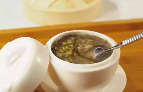 廣東最經典的15道糖水，熱天消暑止渴，各種功效都有