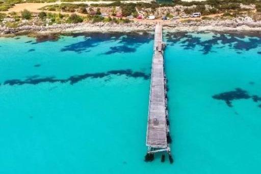 世界上最迷你的「海」：僅能躺下1個人，卻從不會幹涸