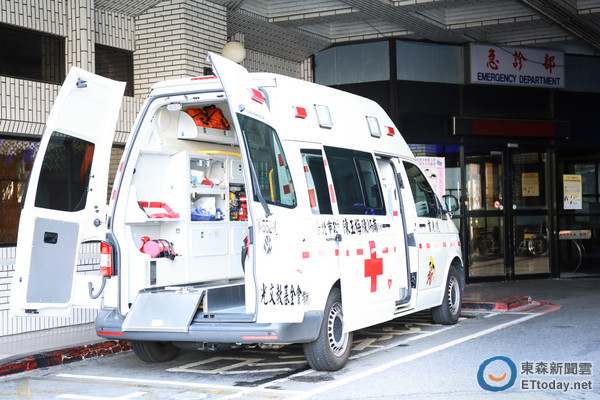 媽祖疼孝女！她載弟弟「遭轎車攔腰撞上」難逃死劫　昏迷中「慈祥婦人突出現」交代：家人需要你 