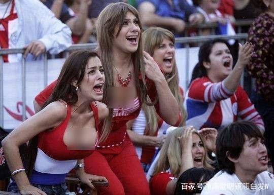 這個國家混血美女如雲，男人被強制一夫多妻幸福的不得了。 -