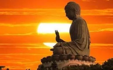皇帝：你不吃肉，我便屠城！高僧含淚吃完後說了一句話，流傳千古