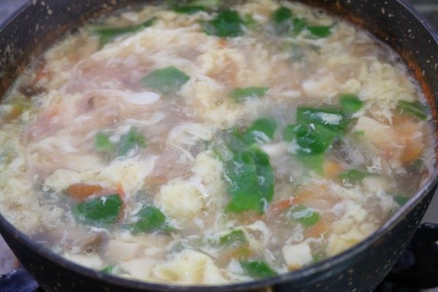 一碗湯裡5種食材，十分鐘就煮好，簡單省事又營養，增強抵抗力還減肥！