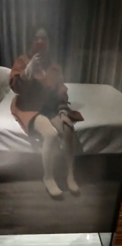 嬌嫩妻出差…拍片跟老公報備！網友看完卻直呼「細節有魔鬼」 大嘆：被綠了QQ 
